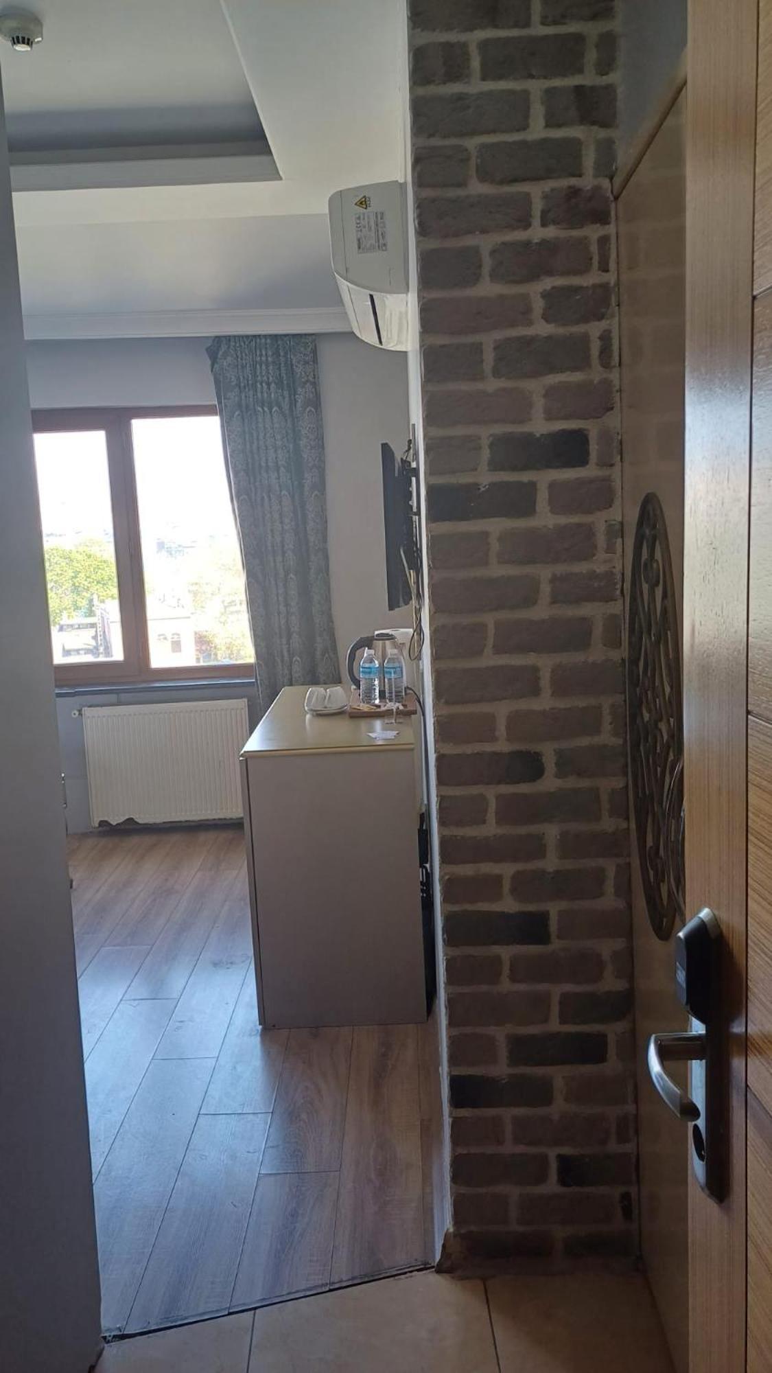 Ethnica Old Otel 2*