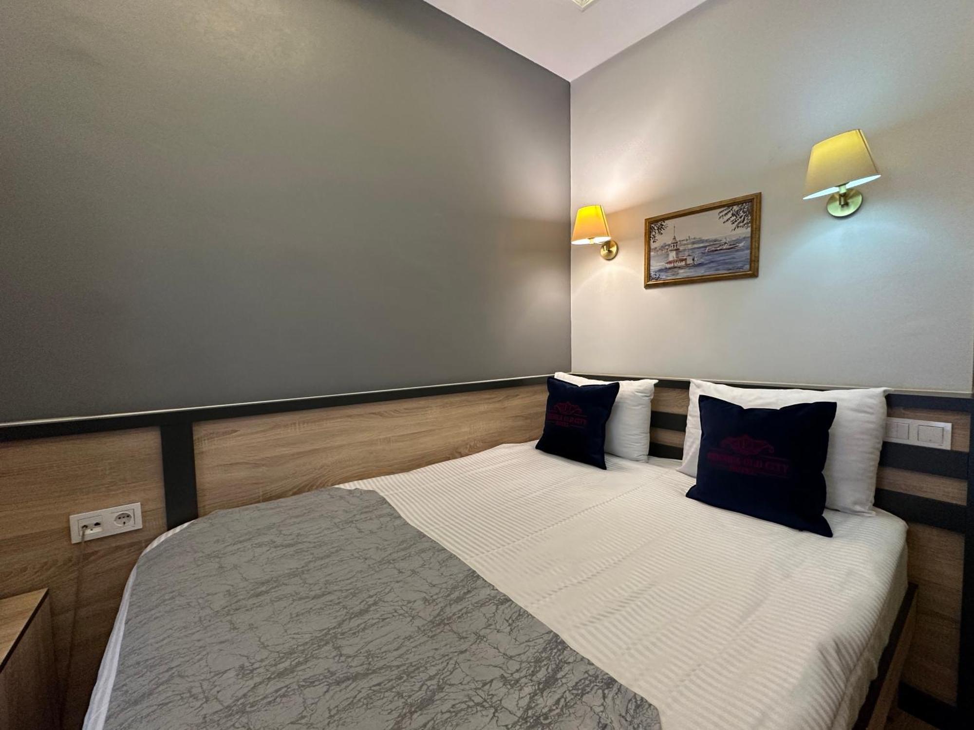 Otel Ethnica Old 2*