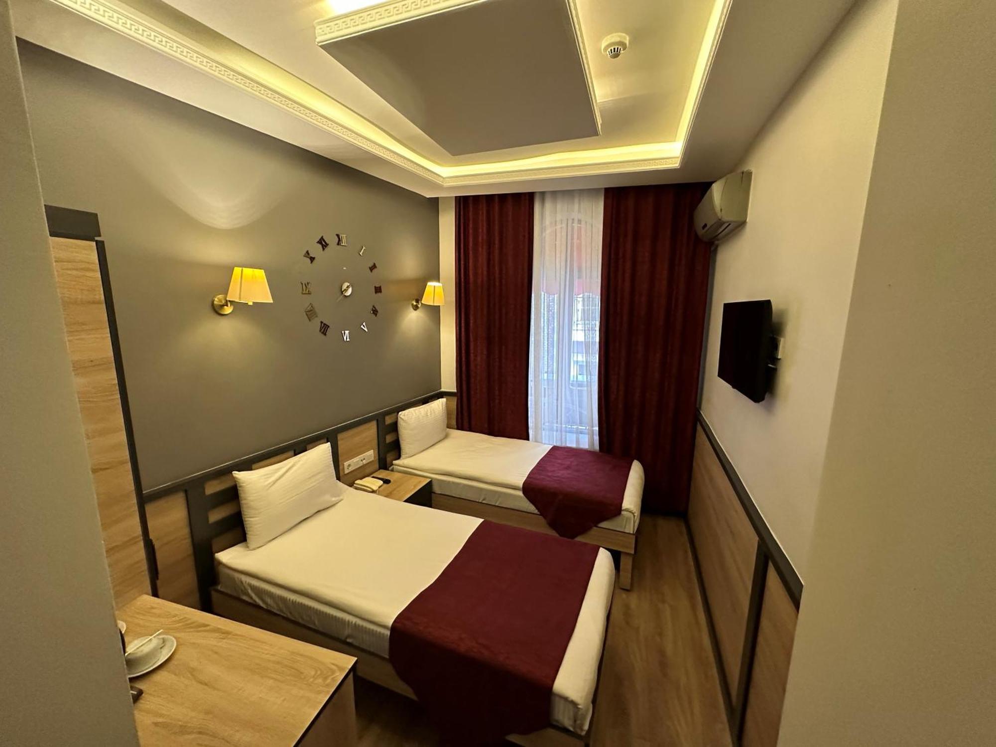 Ethnica Old Hotel 2*